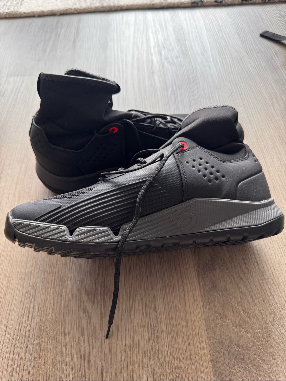 ADIDAS FIVE TEN TRAILCROSS GORE-TEX MTB SHOE - Picture 6 of 7